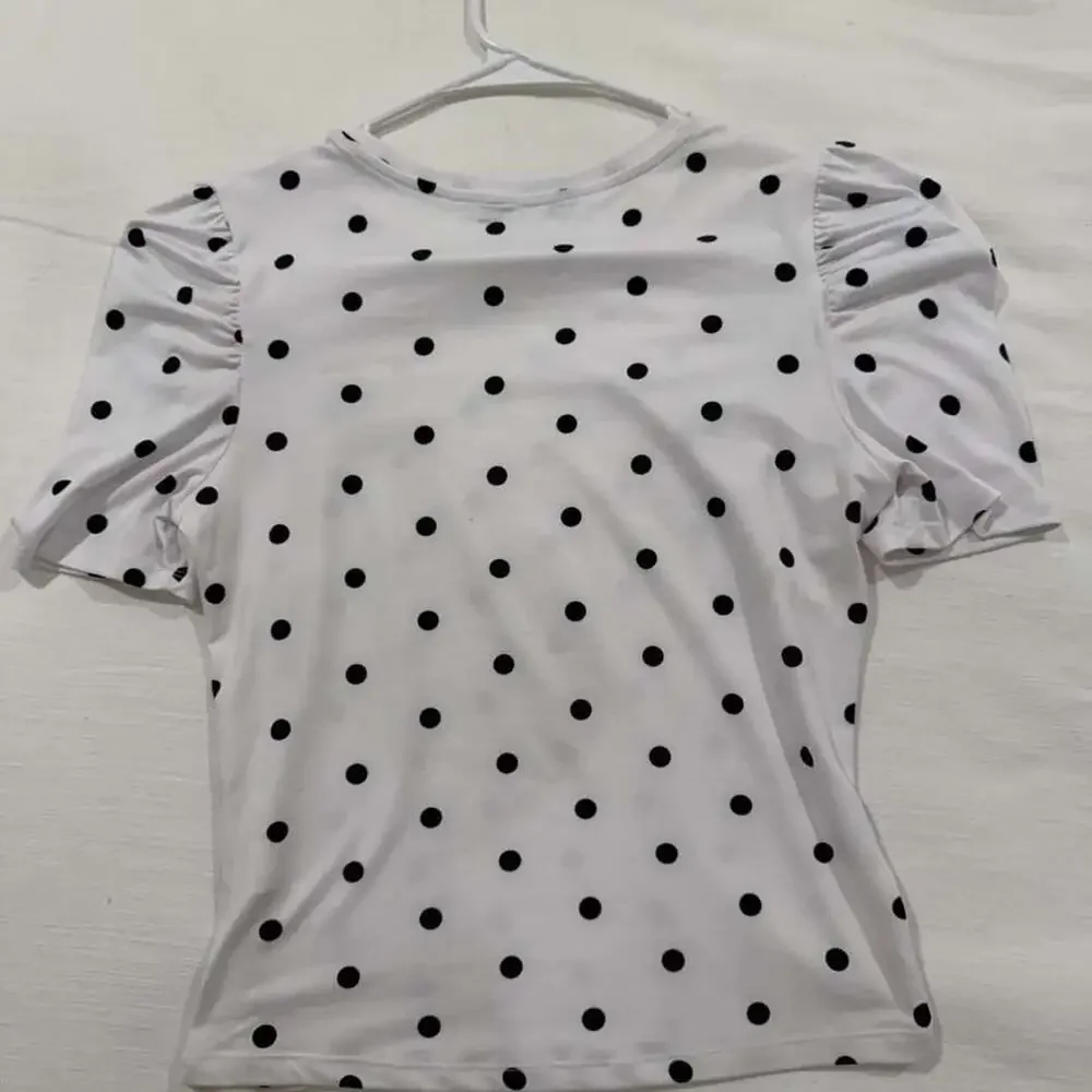 Popular 21 Polka Dot Puffed Sleeve Blouse